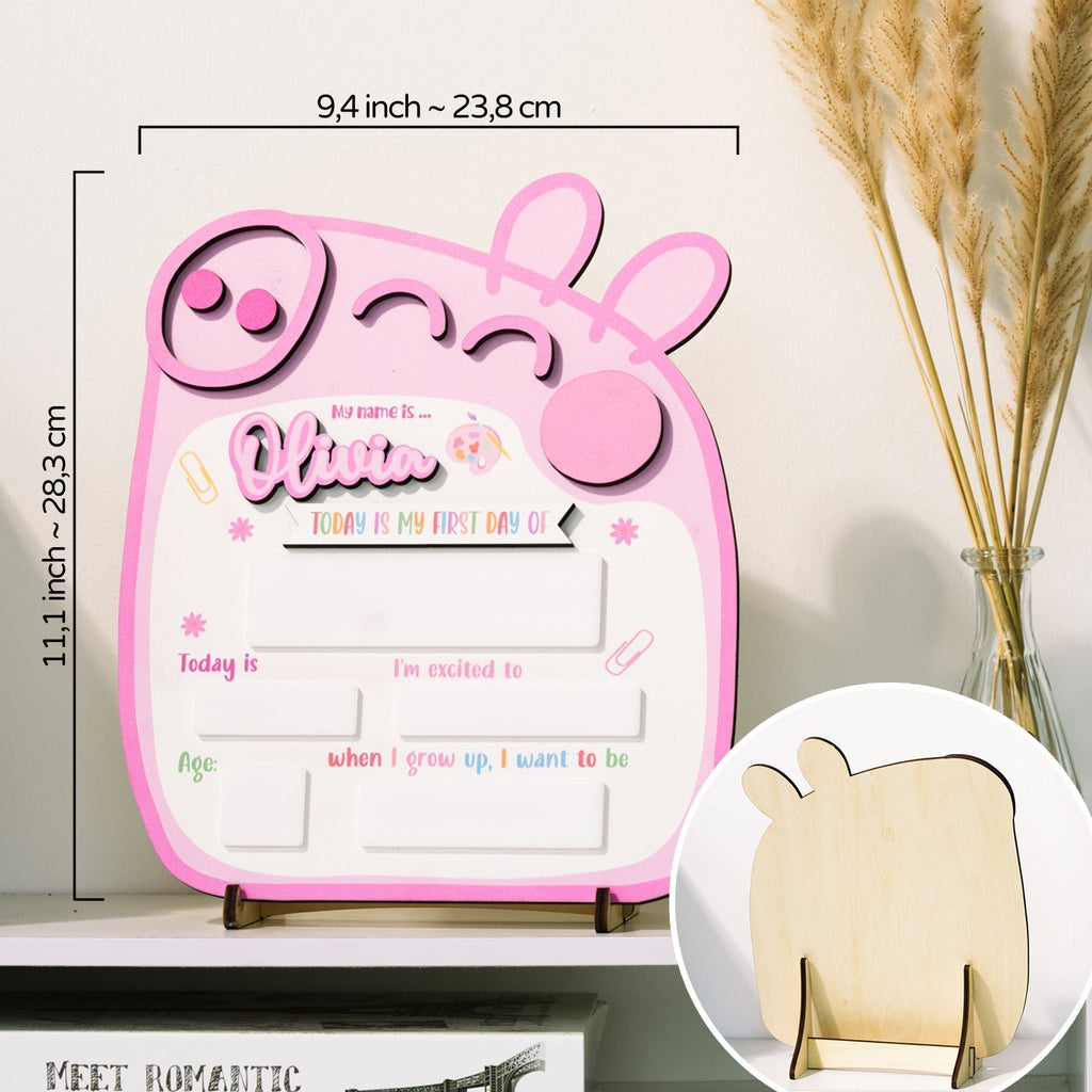 Back to School Sign Cute Pig, Custom Kids Daisy School Board Sign