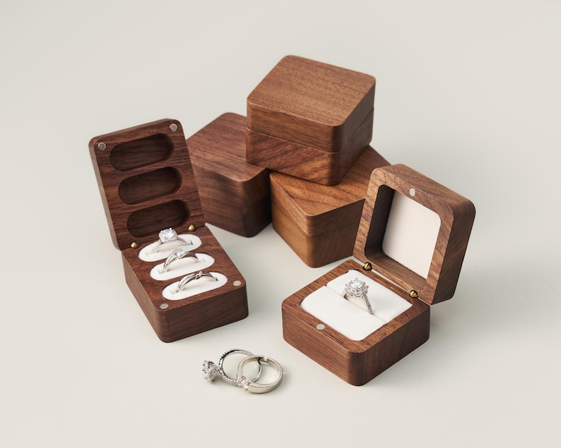 Personalized Engraving Wooden Ring Box, Proposal Engagement Ring Box with Name, Wedding Ring Bearer, Anniversary Gift, Engrave Ring Box