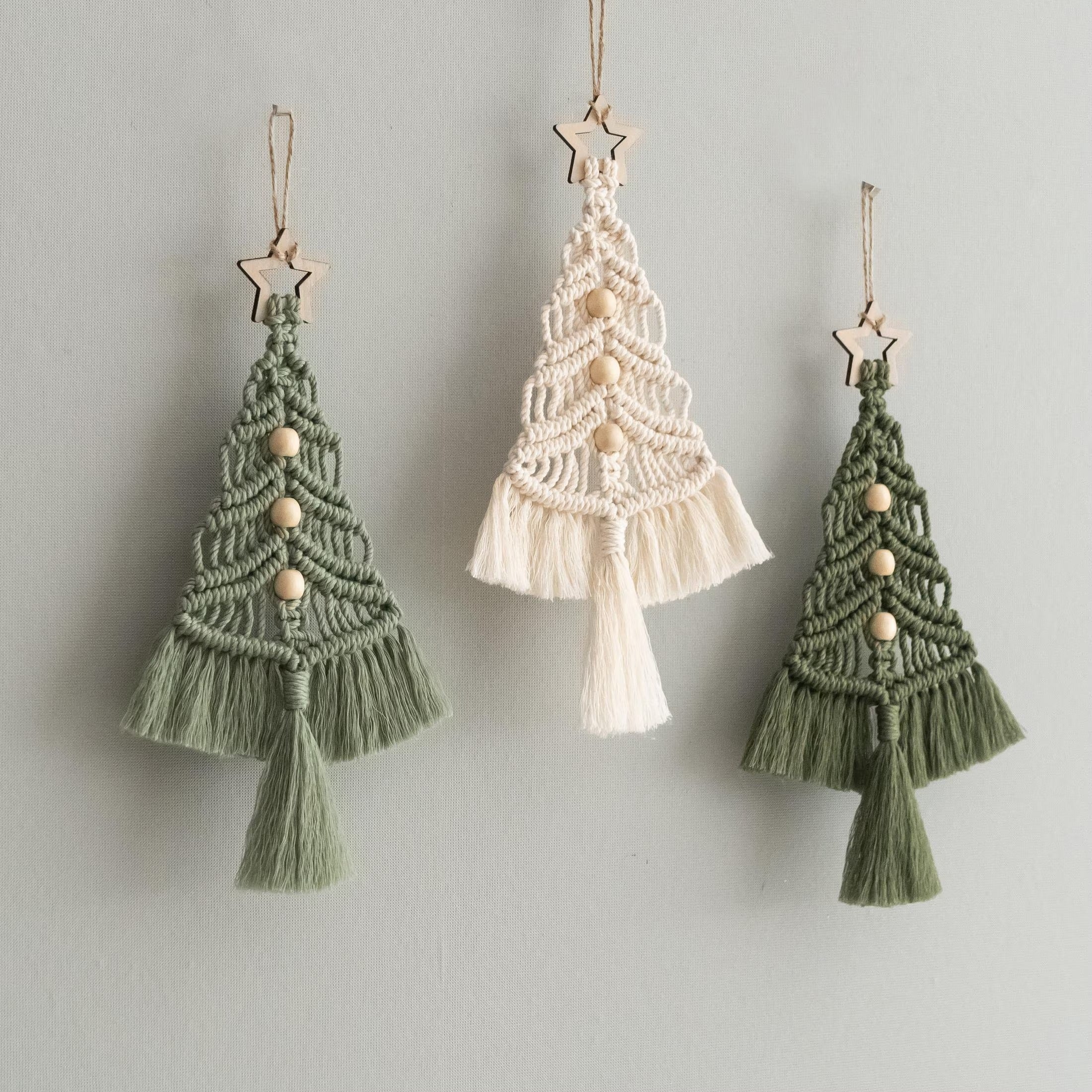Christmas Tree Macrame, Mantel Decor, Xmas Decoration, Handmade Gift, Macrame Wall Hanging, Holiday Tree, Christmas Farmhouse X19