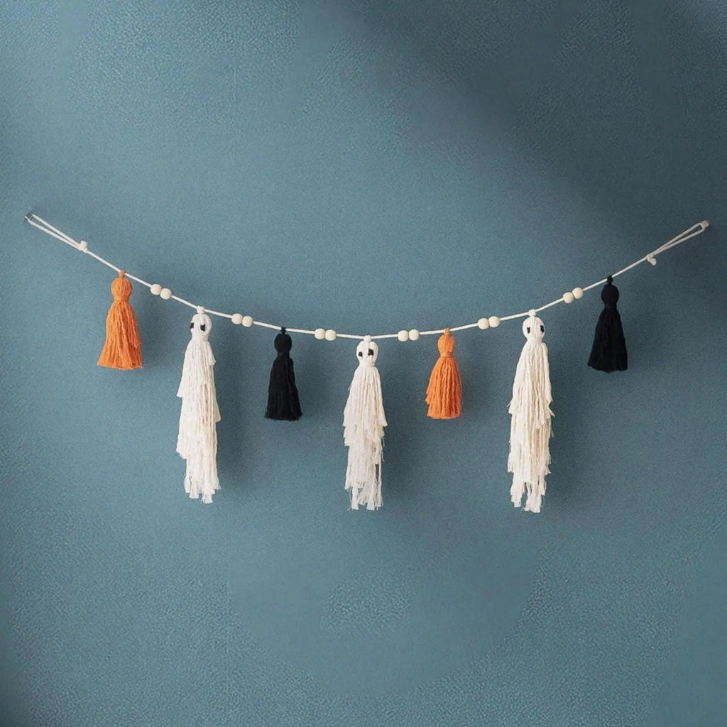 Party-Ready Halloween Ghost Garland – Boho Macrame Wall Banner V75